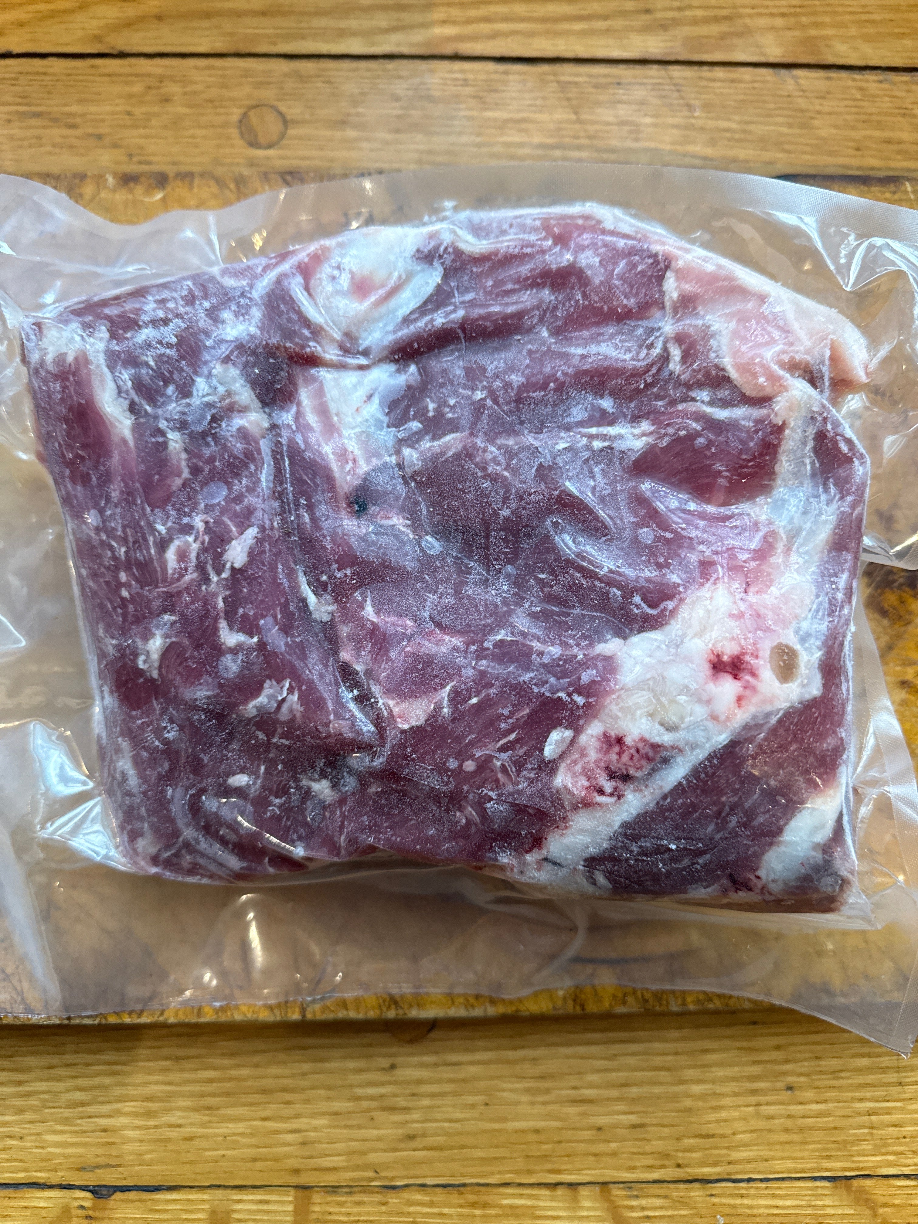 Shoulder Roast, bone in